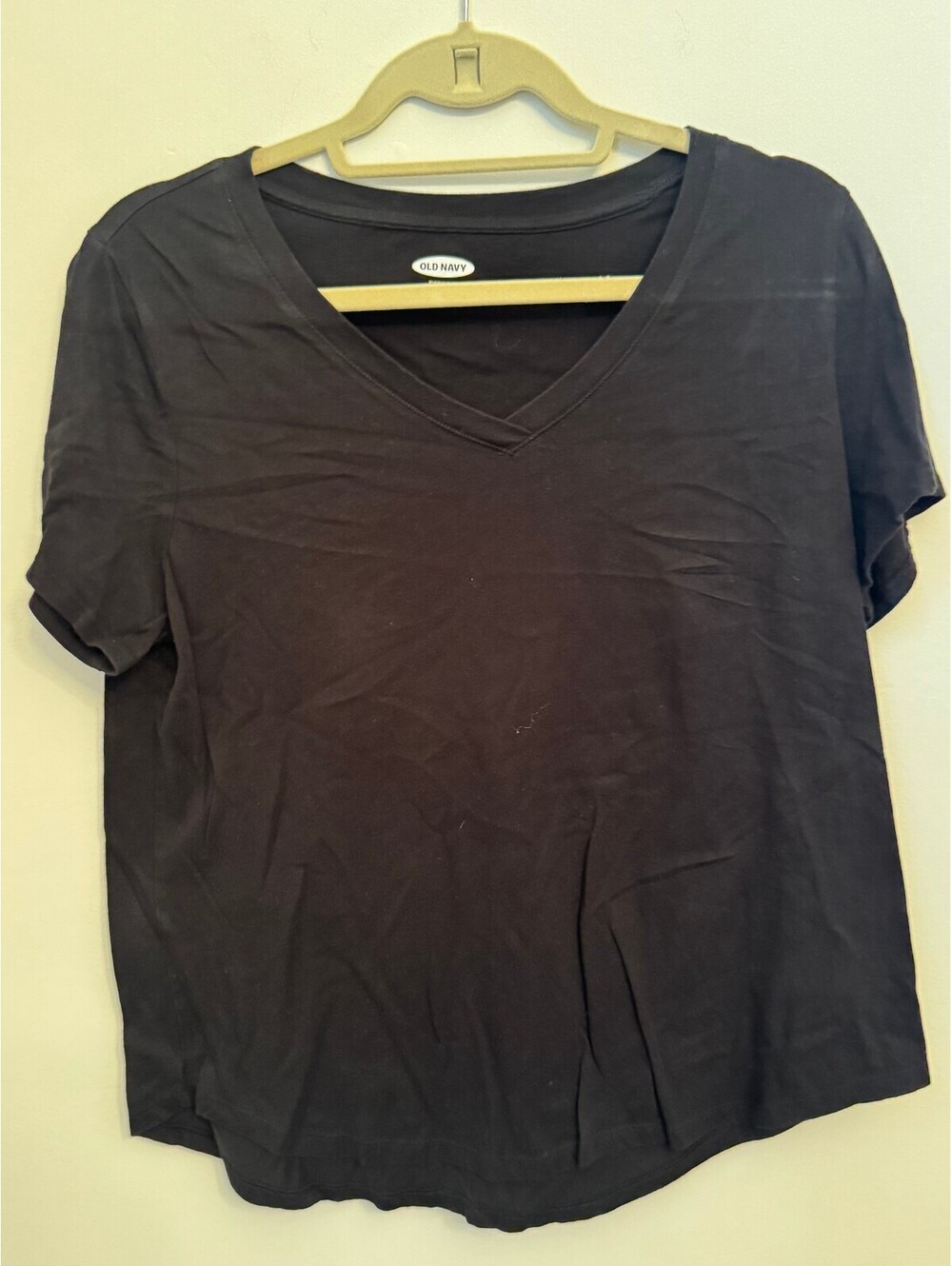 Old Navy black V-neck T-shirt